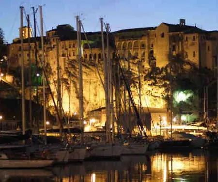 Donna Elena Tropea