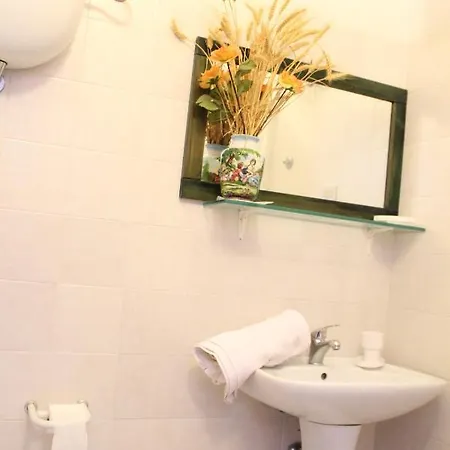Donna Elena Apartment *