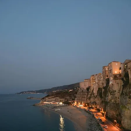 Donna Elena * Tropea
